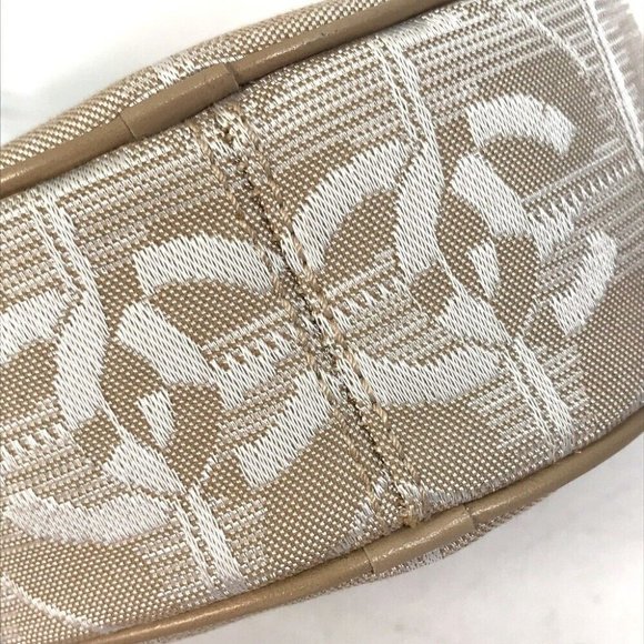 CHANEL CC Mark New travel line Pochette Pouch Canvas Beige - Picture 8 of 9